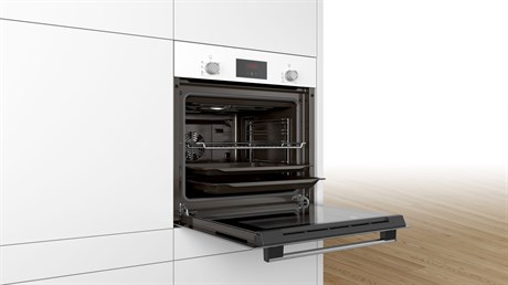 фото: Духовой шкаф Bosch HBF113BV0Q