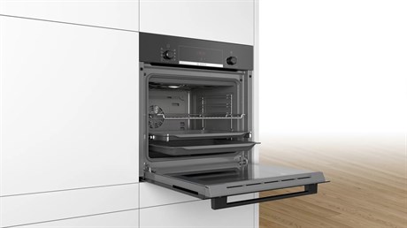 фото: Духовой шкаф Bosch HBF534EB0Q