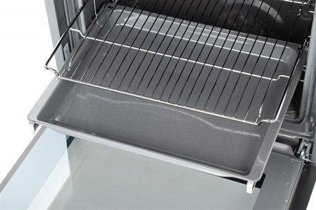 фото: Духовой шкаф Bosch HBG517EW0R