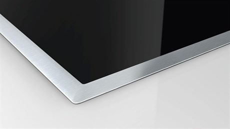 фото: Духовой шкаф Bosch HBG536ES0R