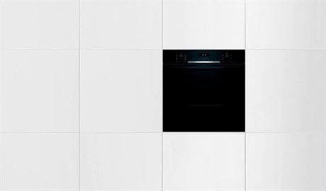 фото: Духовой шкаф Bosch HBG5370B0