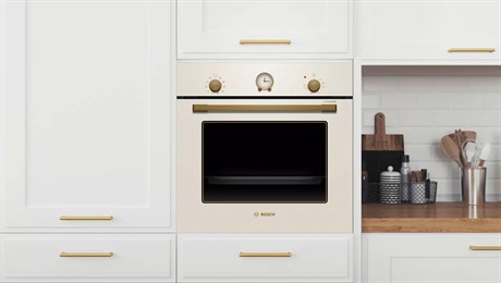 фото: Духовой шкаф Bosch HBJN10YW0R