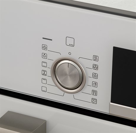 фото: Духовой шкаф Bosch HIJ517YW0R
