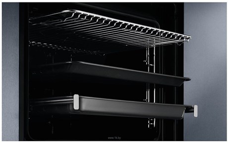 фото: Духовой шкаф Electrolux EOB7S31X
