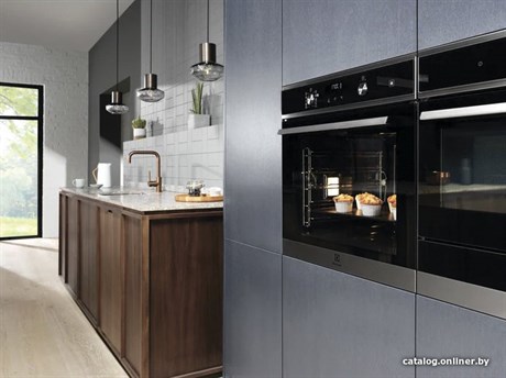 фото: Духовой шкаф Electrolux EOD3H70X