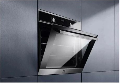 фото: Духовой шкаф Electrolux EOD5C70BX