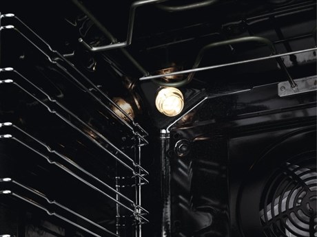 фото: Духовой шкаф Electrolux EOD5H70X