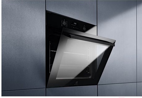 фото: Духовой шкаф Electrolux EOD6C77WZ