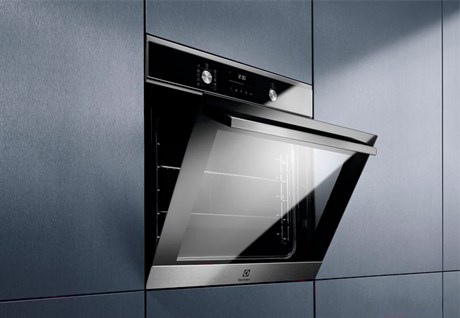 фото: Духовой шкаф Electrolux EOD6P77WX