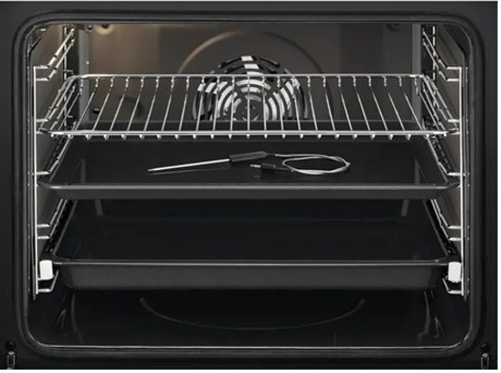 фото: Духовой шкаф Electrolux EOE5C71Z, черный