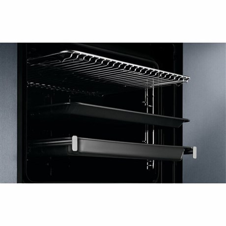 фото: Духовой шкаф Electrolux EOF6P76BX