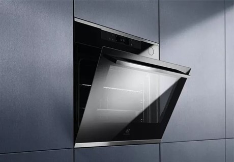 фото: Духовой шкаф Electrolux KOCBP39WX