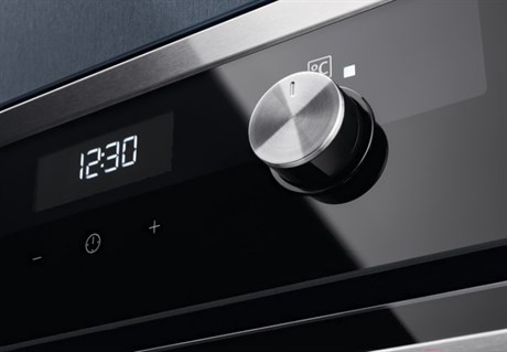 фото: Духовой шкаф Electrolux KODEH70X