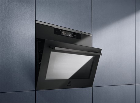 фото: Духовой шкаф Electrolux KVLAE00WT