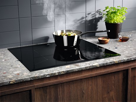 фото: Духовой шкаф Electrolux KVLAE00WT