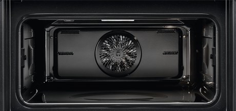 фото: Духовой шкаф Electrolux KVLBE08X