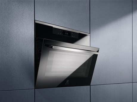 фото: Духовой шкаф Electrolux KVLBE08X