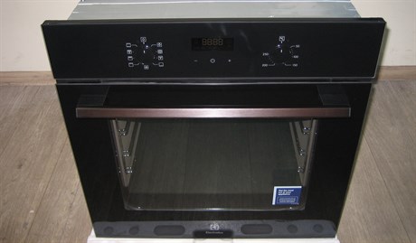 фото: Духовой шкаф Electrolux OEF5C50Z