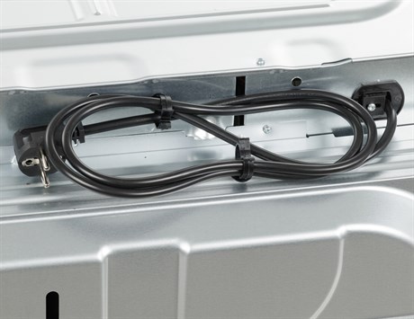 фото: Духовой шкаф Electrolux OPEB 2520 R