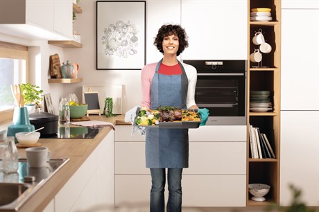 фото: Духовой шкаф Gorenje BCS798S24X