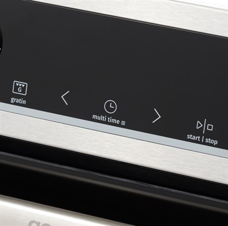 фото: Духовой шкаф Gorenje BO6735E02XK
