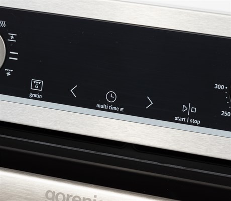 фото: Духовой шкаф Gorenje BO6735E05X