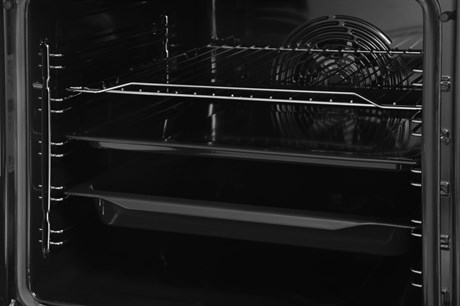фото: Духовой шкаф Gorenje BOS67371CLB