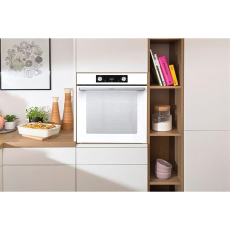 фото: Духовой шкаф Gorenje BOS6737E09WG