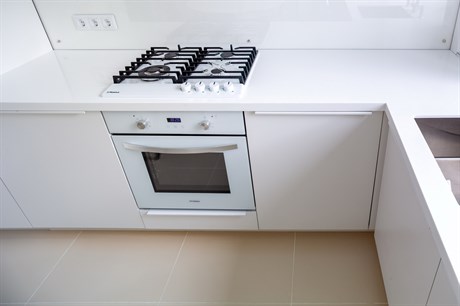 фото: Духовой шкаф Hyundai HEO 6647 WG