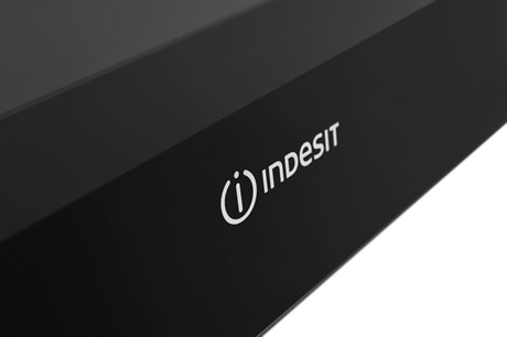 фото: Духовой шкаф Indesit IFE 3634 BL