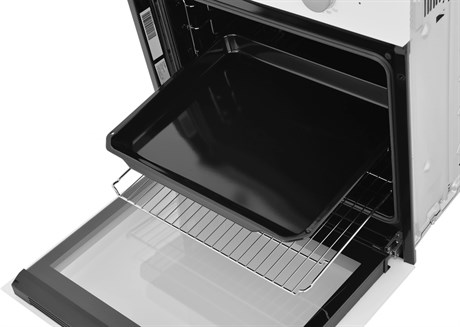 фото: Духовой шкаф Indesit IFE 3634 WH