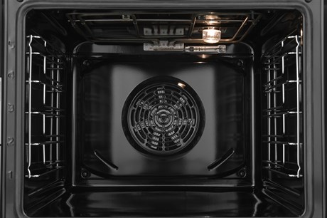 фото: Духовой шкаф Indesit IFE 3644 BL