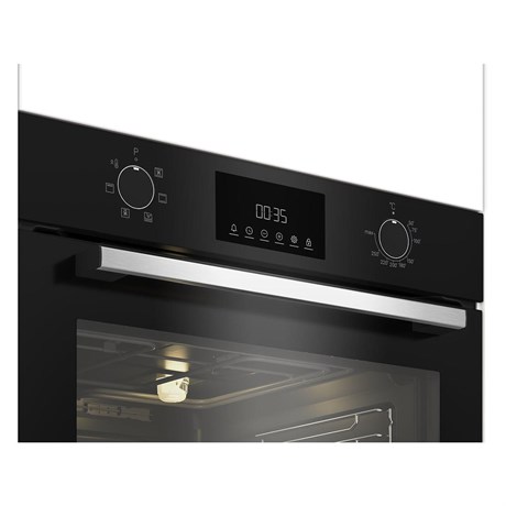 фото: Духовой шкаф Indesit IFE 3644 J BL