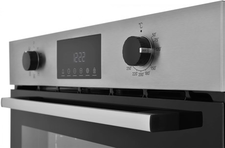 фото: Духовой шкаф Indesit IFE 3841 J IX