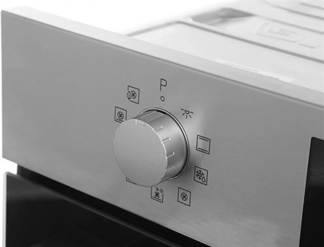 фото: Духовой шкаф Indesit IFE 3841 JC IX
