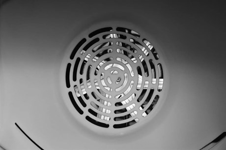 фото: Духовой шкаф Indesit IFE 3841 JC IX