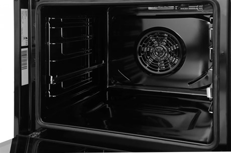 фото: Духовой шкаф Indesit IFSE 3841 J IX