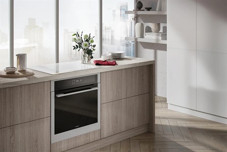 фото: Духовой шкаф Krona Universum 60 WH