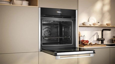 фото: Духовой шкаф Neff B24CR71N0