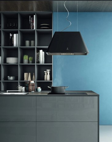 фото: Кухонная вытяжка ELICA Ikona Light BL Mat/F/60
