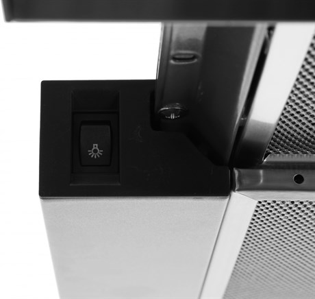 фото: Кухонная вытяжка Indesit INT 62HR X