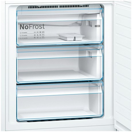 фото: Холодильник Bosch KGN49XWEA