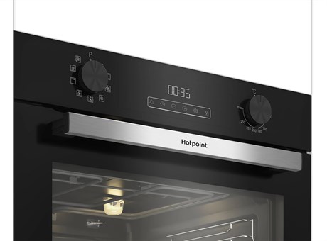 фото: Духовой шкаф Hotpoint HFE8 1224 H BL