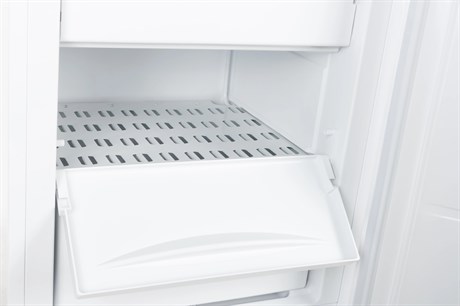 фото: Морозильная камера Indesit SFR 100