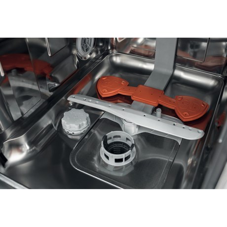 фото: Посудомоечная машина Hotpoint HSIO 3O23 WFE