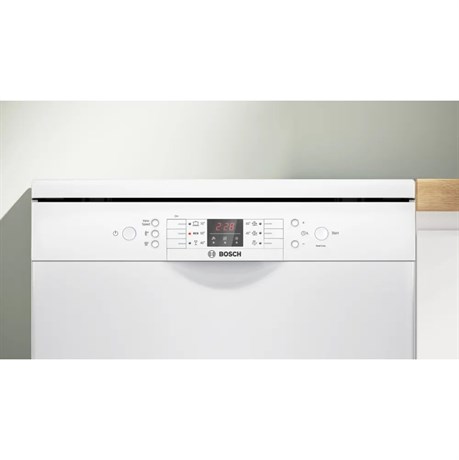 фото: Посудомоечная машина Bosch Serie 2 SMS26DW00T