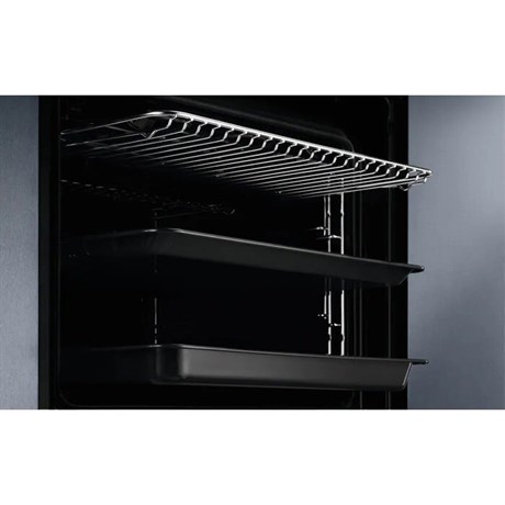 фото: Духовой шкаф Electrolux EOD6P66WX