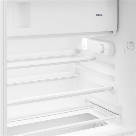фото: Холодильник Indesit IBUD 109