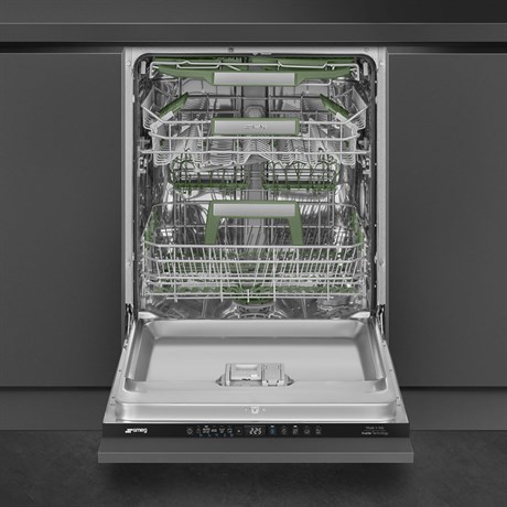 фото: Посудомоечная машина Smeg STL7322BQL