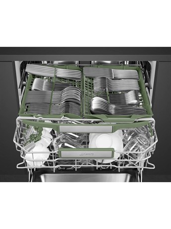 фото: Посудомоечная машина Smeg STL7324AQL